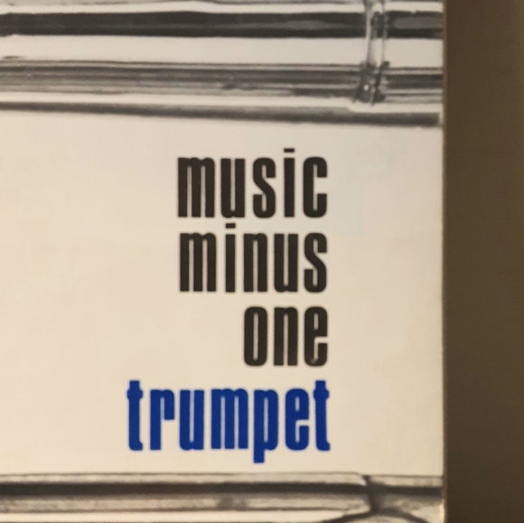 Records Easy Trumpet Solos with music book - Picture 2 of 16